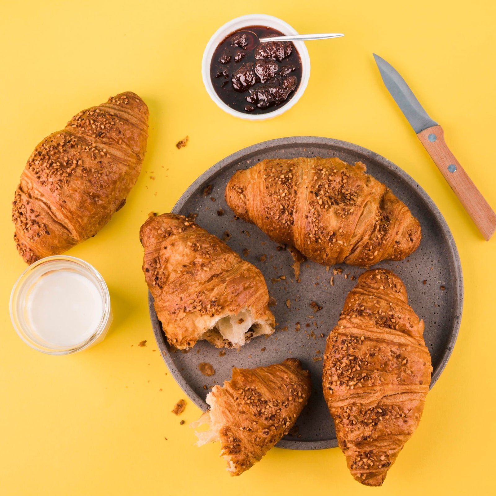 Egg & Cheese Muffin/Croissant
